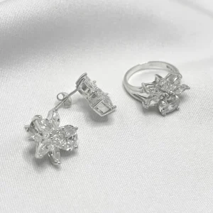 CONJUNTO WHITE FLOWER