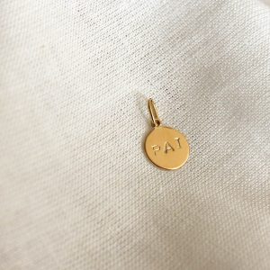 Pingente medalha P “PAI” – em ouro amarelo 18k