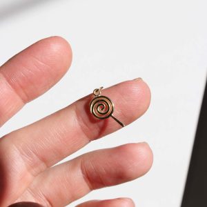 Pingente pirulito em ouro 18k