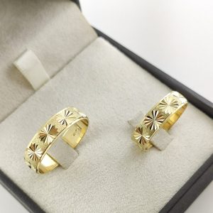 Par de Alianças Tradicionais em Ouro 18k 5mm