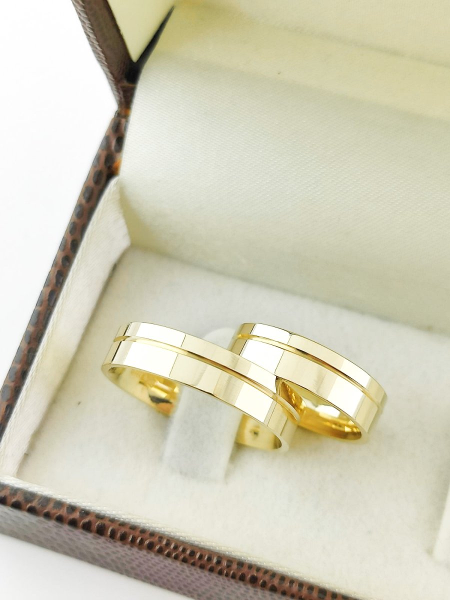 Par de Alianças Retas em Ouro 18k 5mm com Conforto Clássico - Image 4