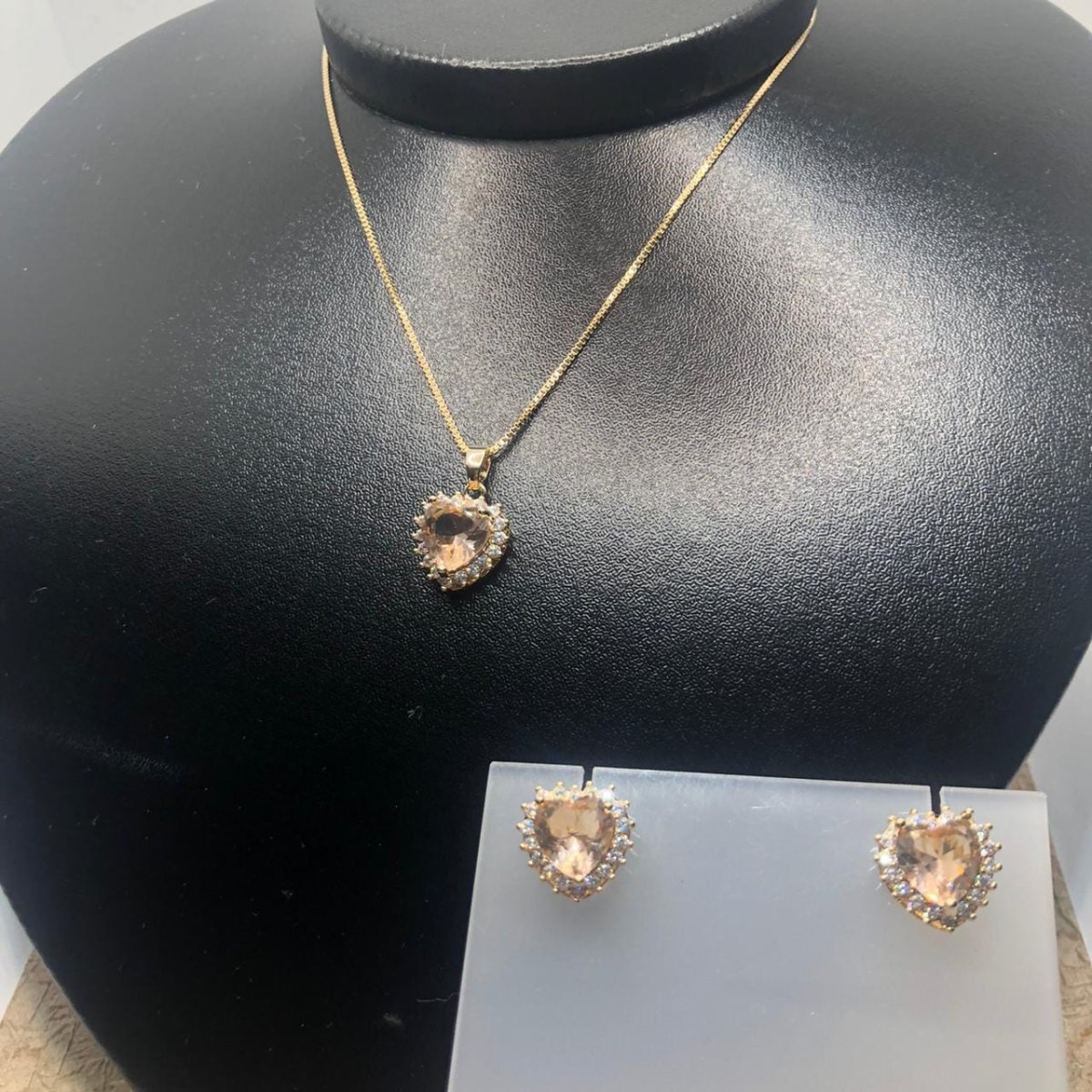 Conjunto Brinco e Gargantilha Pedras Semijoia Dourada - Image 2