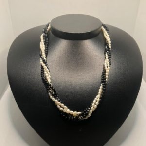 Colar Ouro 18K trançado onix e perola
