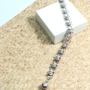 Pulseira Florzinhas Vazadas Prata de Bali