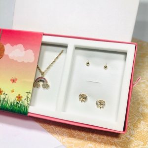 Conjunto Infantil Arco Iris Borboleta e bolinha