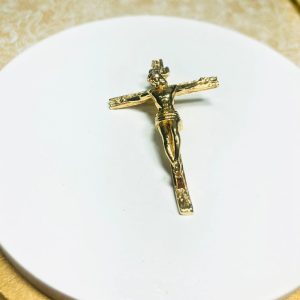 Pingente Cruz e Jesus Auto Relevo