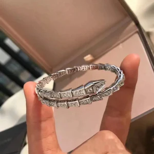 Bracelete Luxo Serpente Banhado Ouro 18k com Zircônias