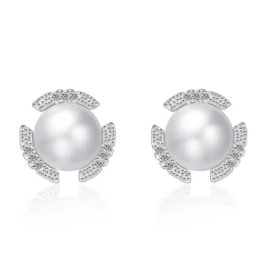 Brincos de Prata Stud com Pérolas