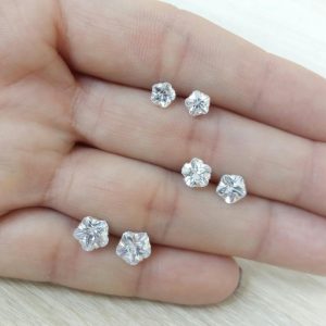 Brinco Ponto de Luz em Prata com Zircônia